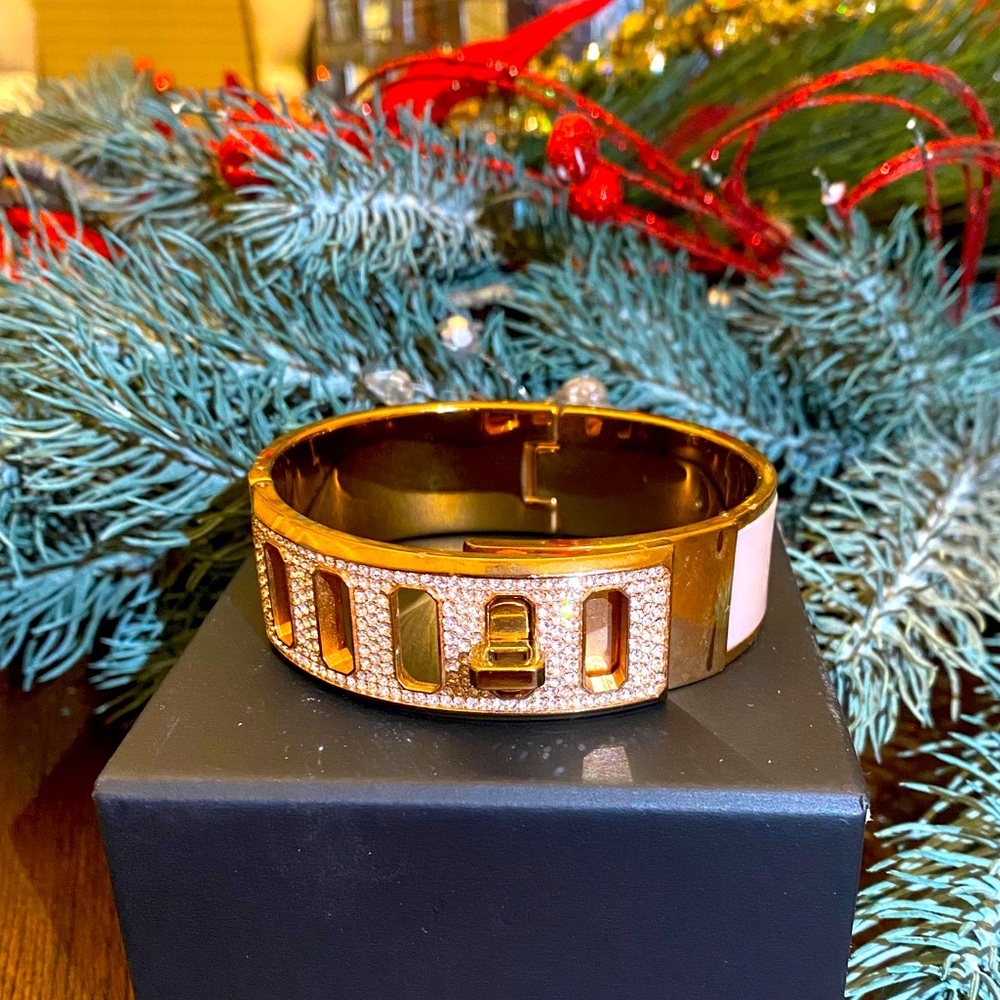 Michael Kors Rose Gold Pavé Turn-Lock Bangle